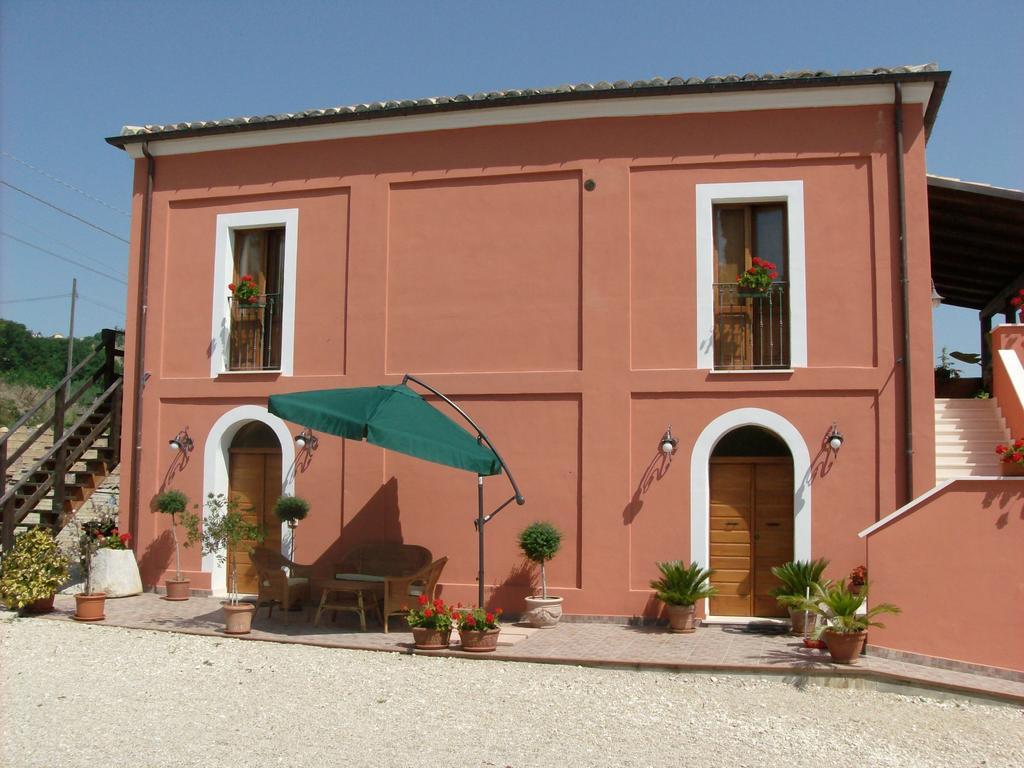 Country House Agriturismo Ciuccunit Bucchianico Exterior foto